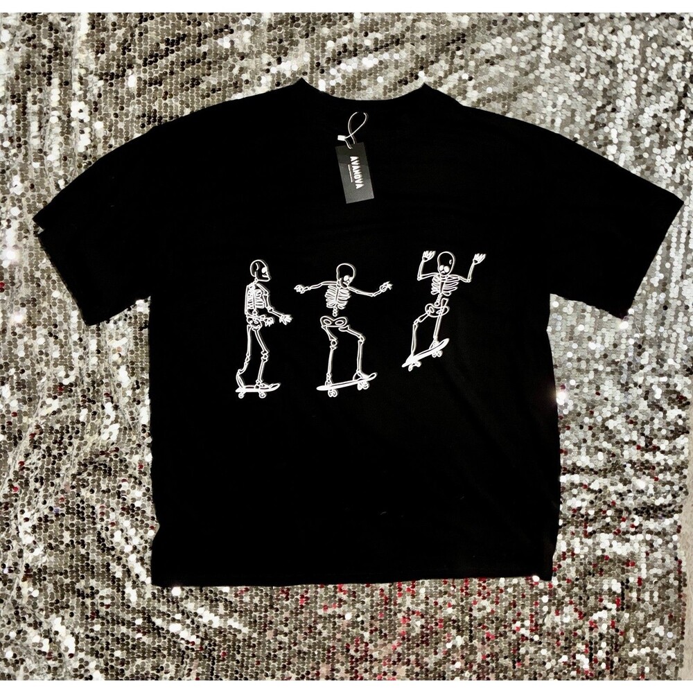 Skating Skeletons T-shirt Size Women's 2x NWT Avanova Sk8 Skateboard